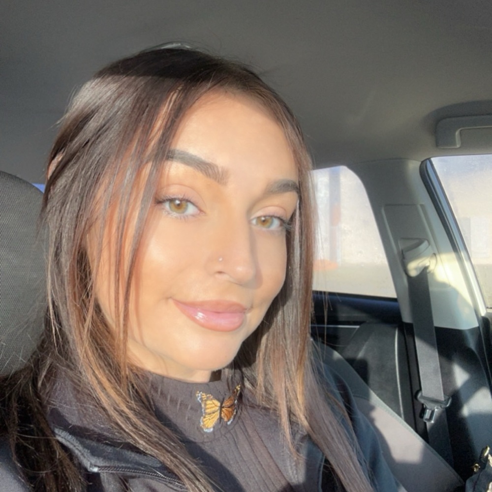 Meet your Posher, Leah